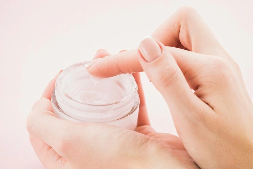 tips memilih produk skincare yang aman untuk kulit sensitif